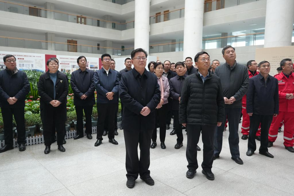 开新局 勇担当 推进学校新学期高质量发展