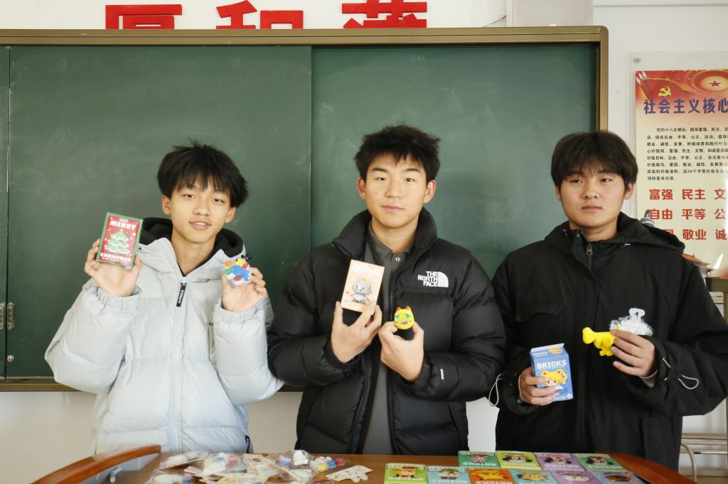 图示, 示意图 中度可信度描述已自动生成:ver1 图示, 示意图 中度可信度描述已自动生成:ver1