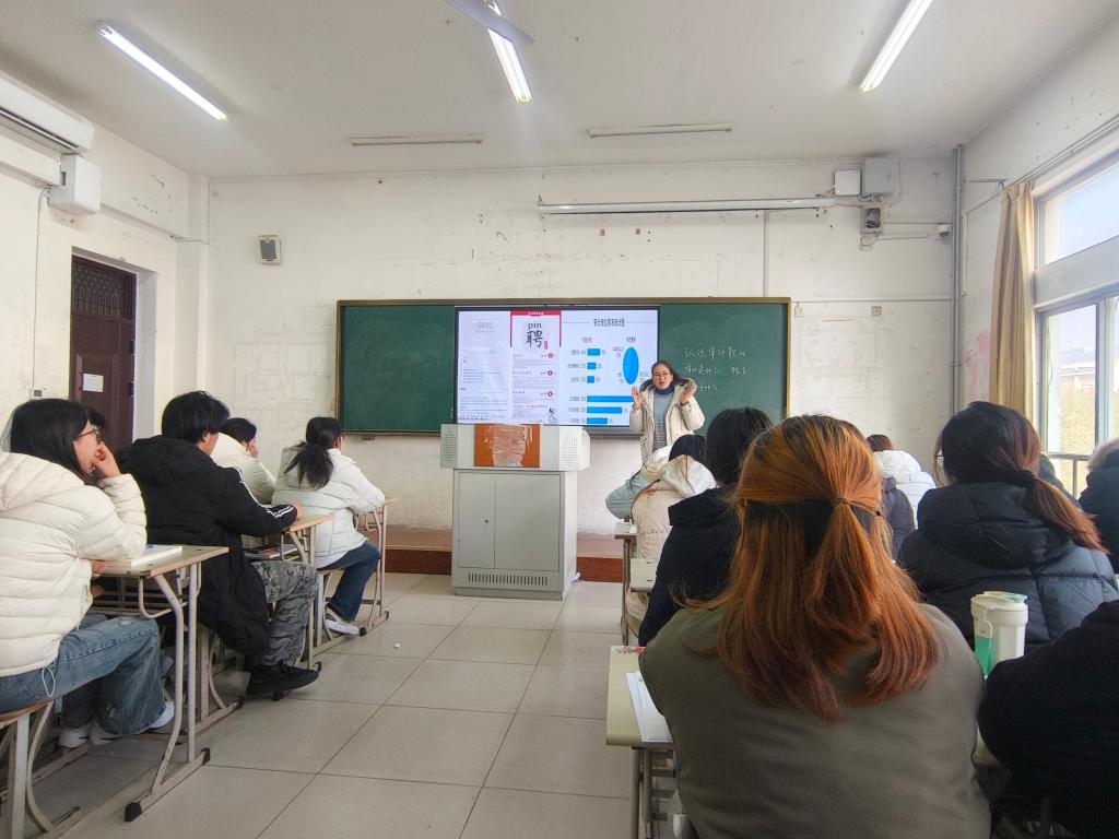 学校开展新学期教学检查工作