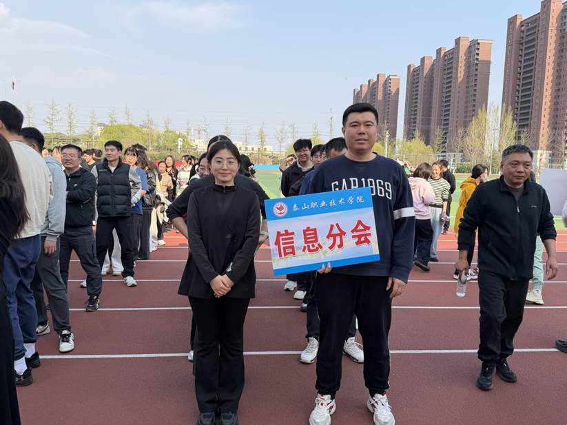 aeb3506e99c4bc33315179eb48478df7