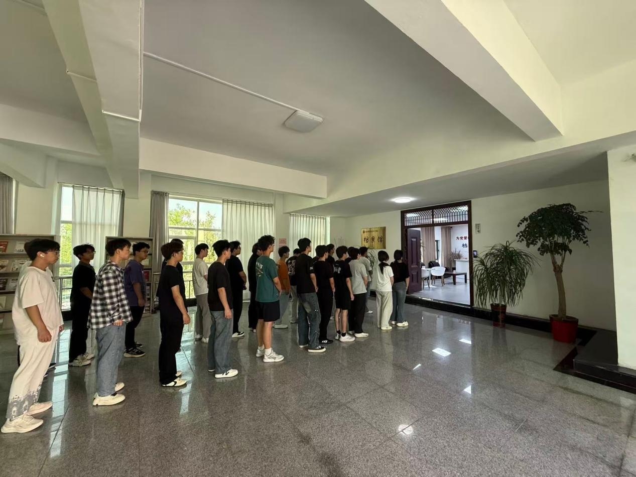 第19个国际档案日｜学校开展档案馆开放日活动