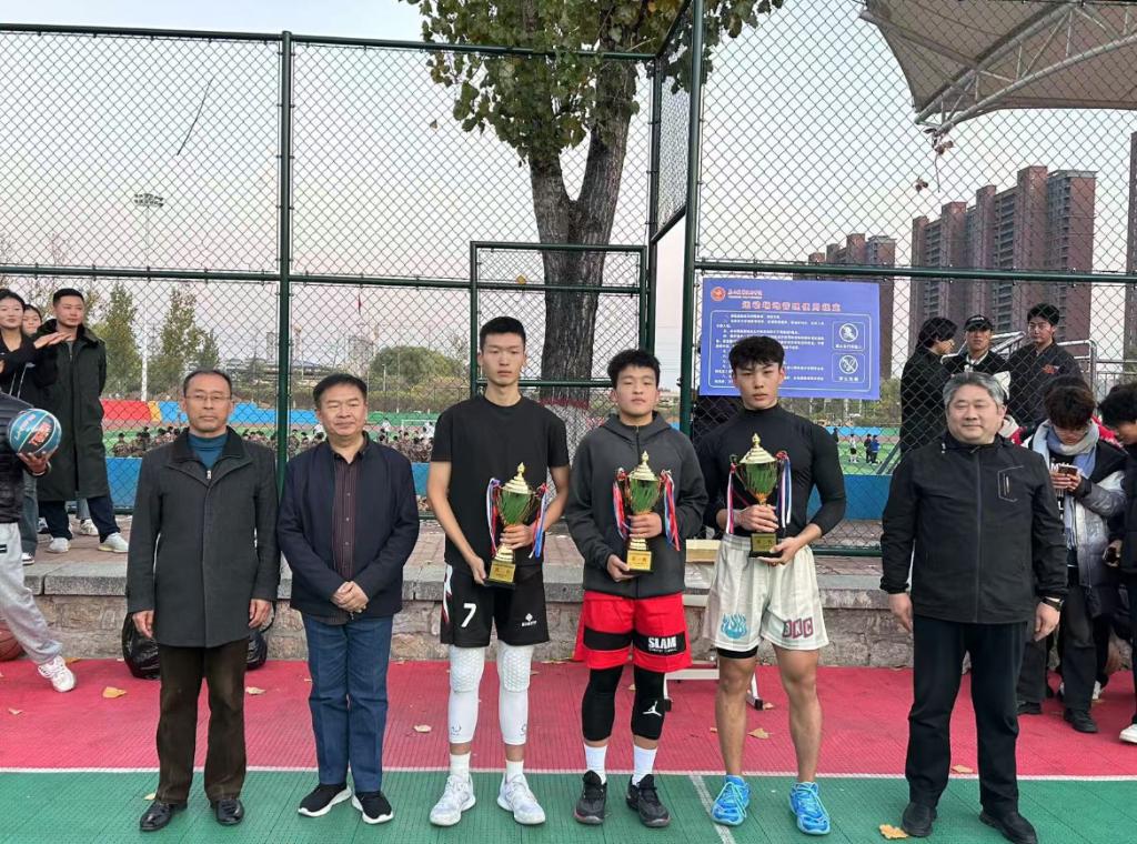 学校举行2024迎新篮球赛